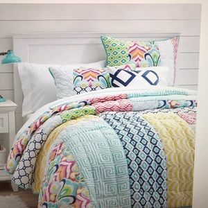 Pottery barn teen bedding set full